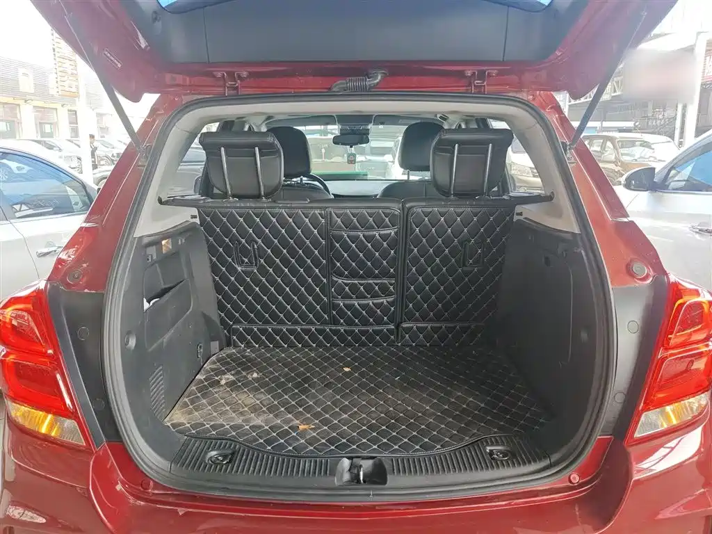 Chevrolet Trax 2017 — фото 19
