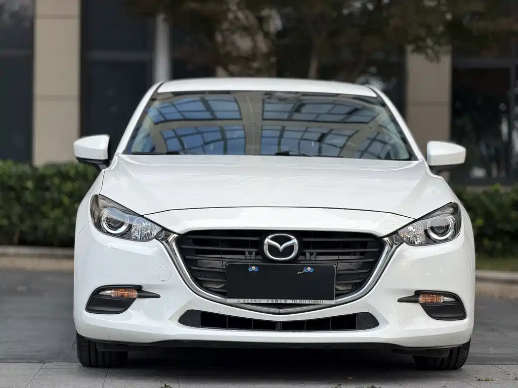Mazda 3 Axela 2019