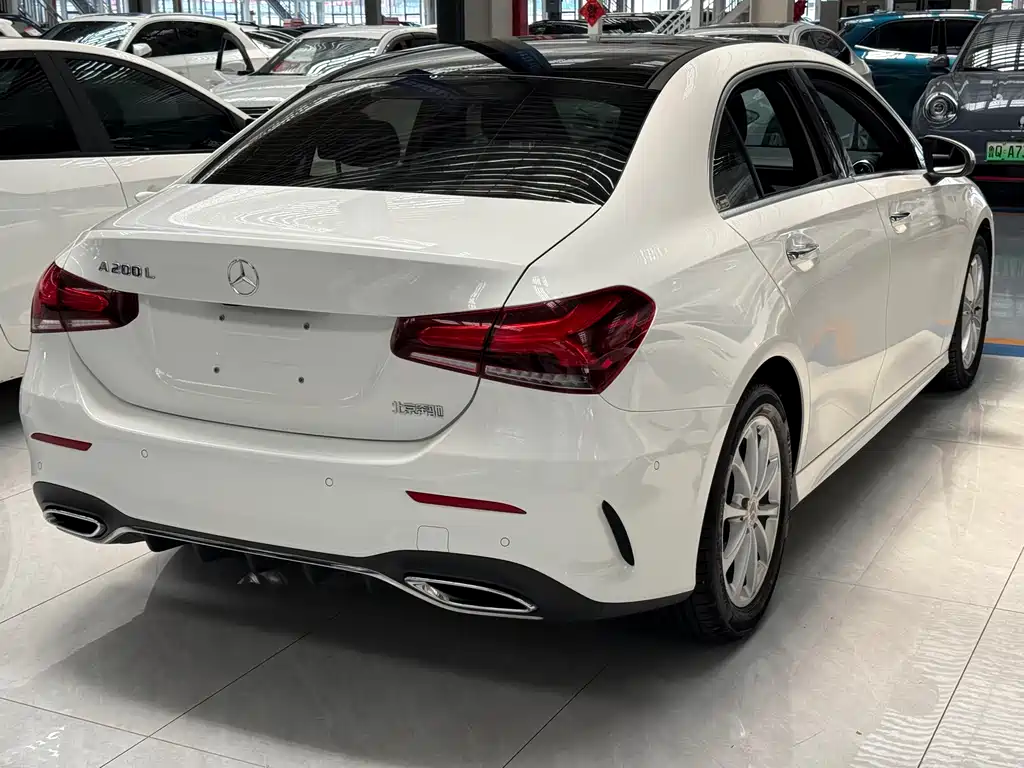 Mercedes-Benz A-Class 2021 — фото 4