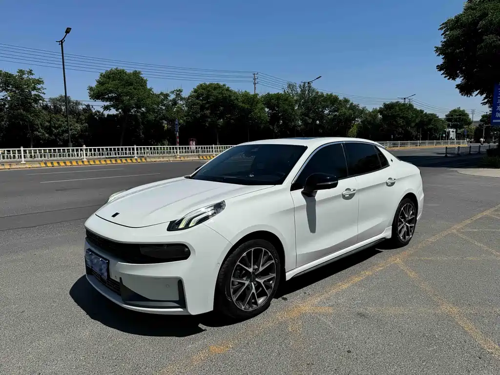 Lynk & Co 03 2019