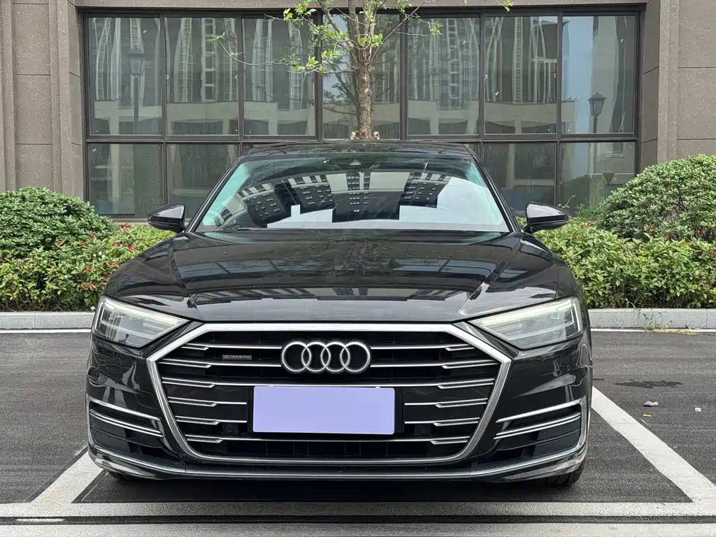Audi A8 2021