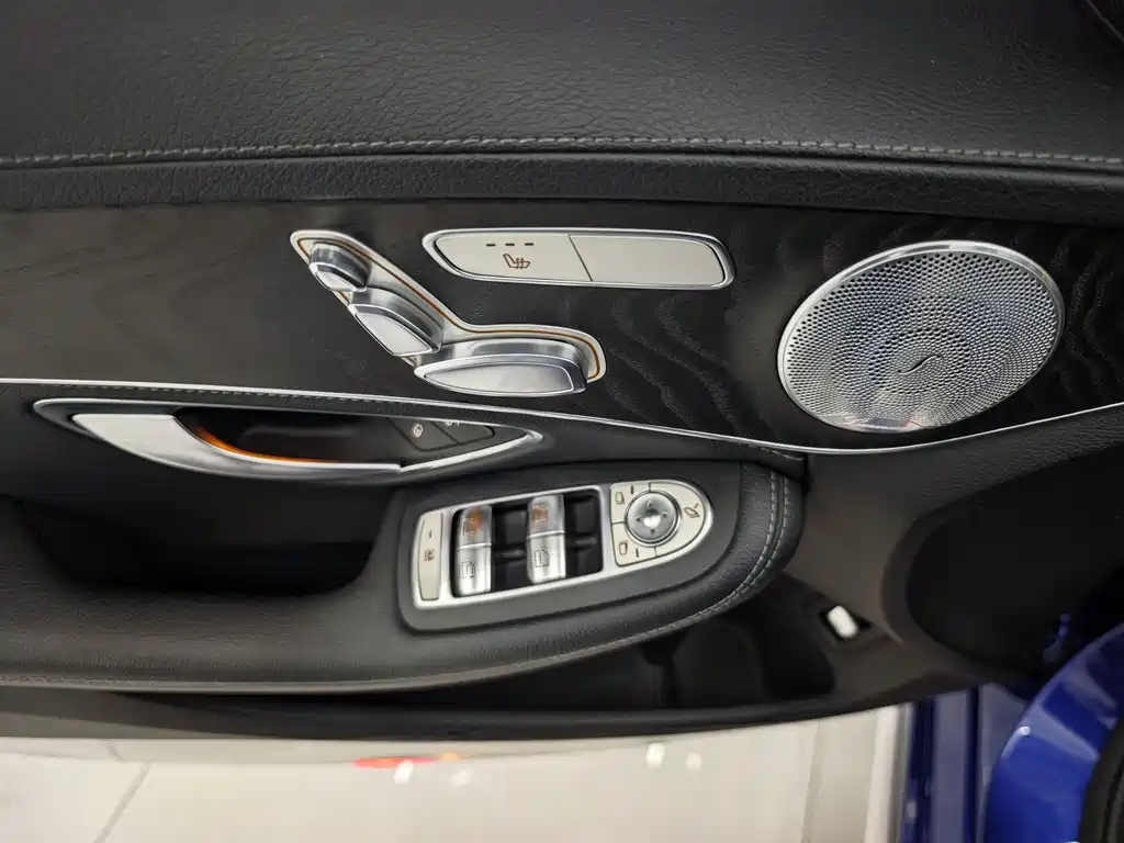 Mercedes-Benz C-Class 2018 — фото 11