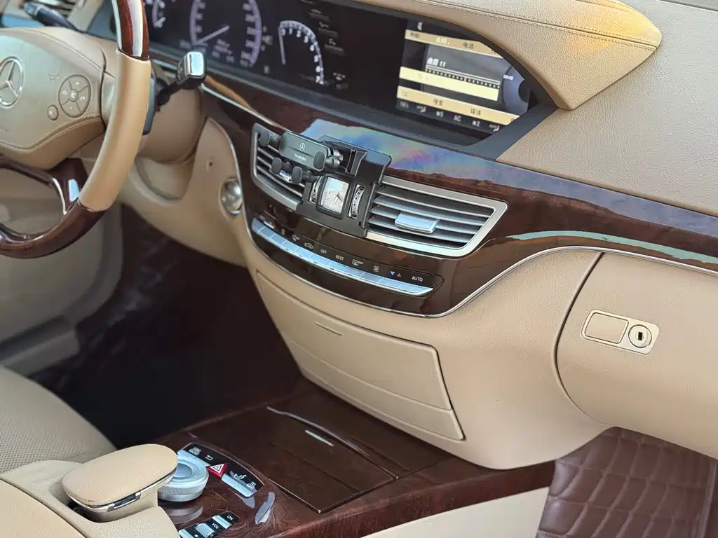 Mercedes-Benz S-Class 2012 — фото 16