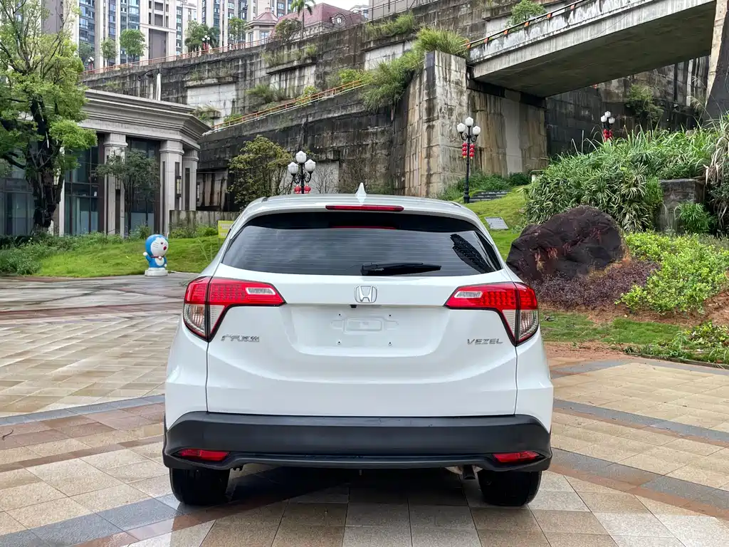 Honda Vezel 2022 — фото 9