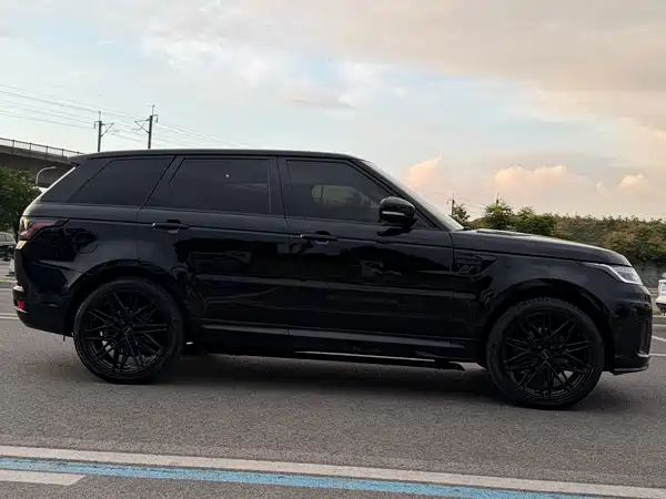 Land Rover Range Rover Sport 2015