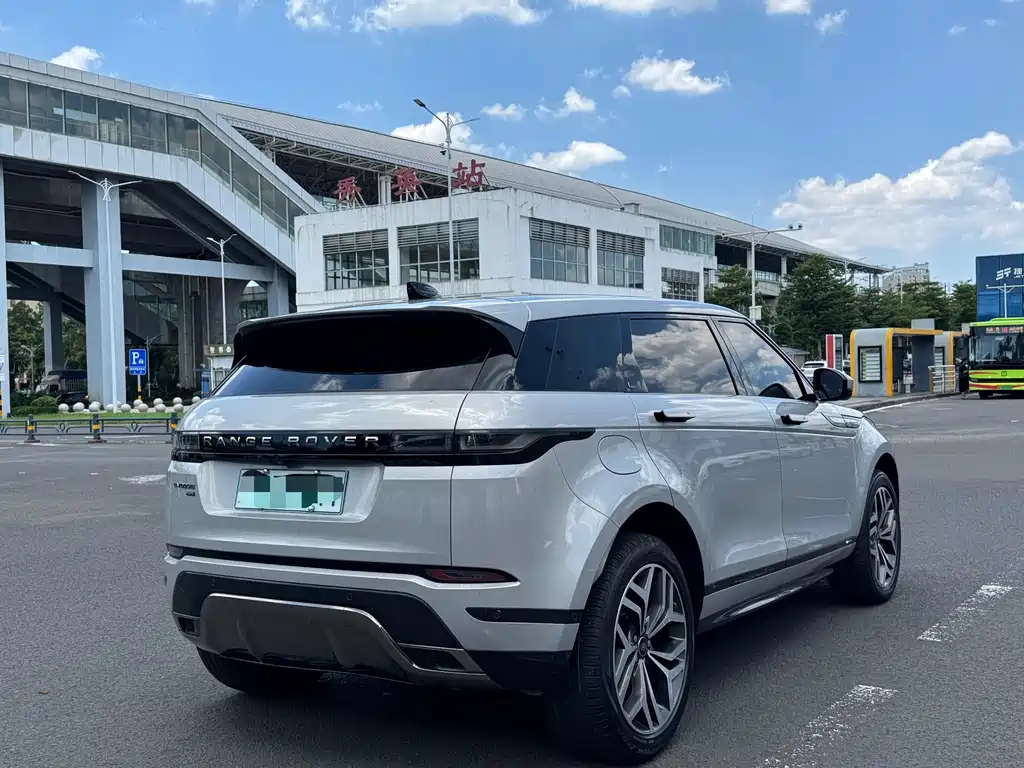 Land Rover Evoque PHEV 2022 — фото 10
