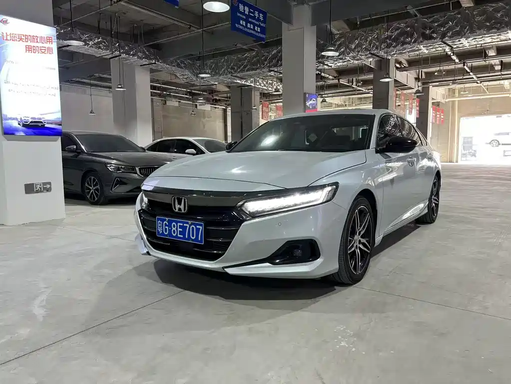 Honda Accord 2022 — фото 6