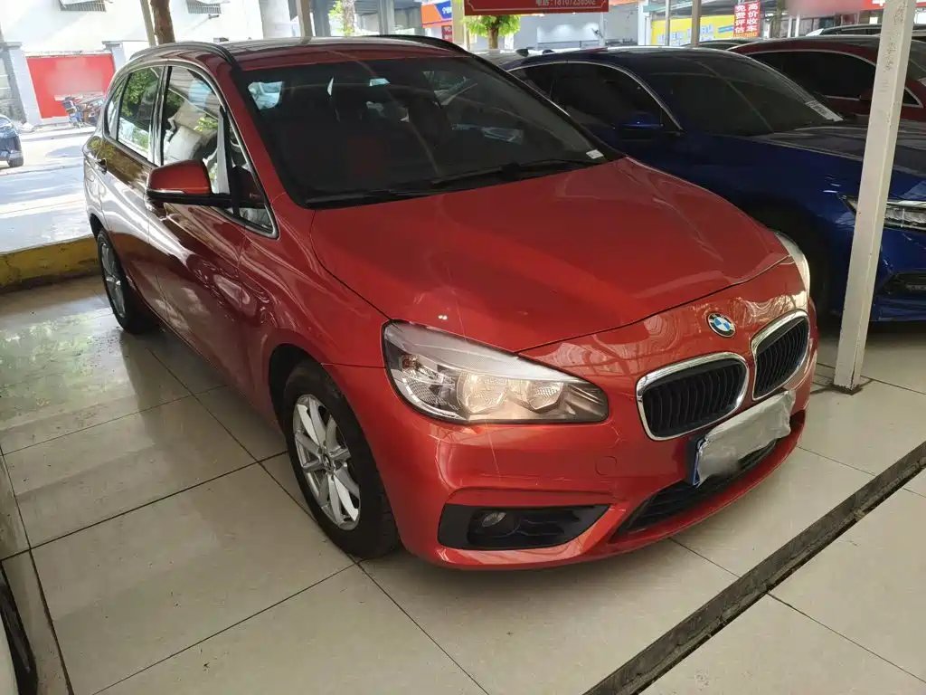 BMW 2 Series Active Tourer 2016 — фото 4