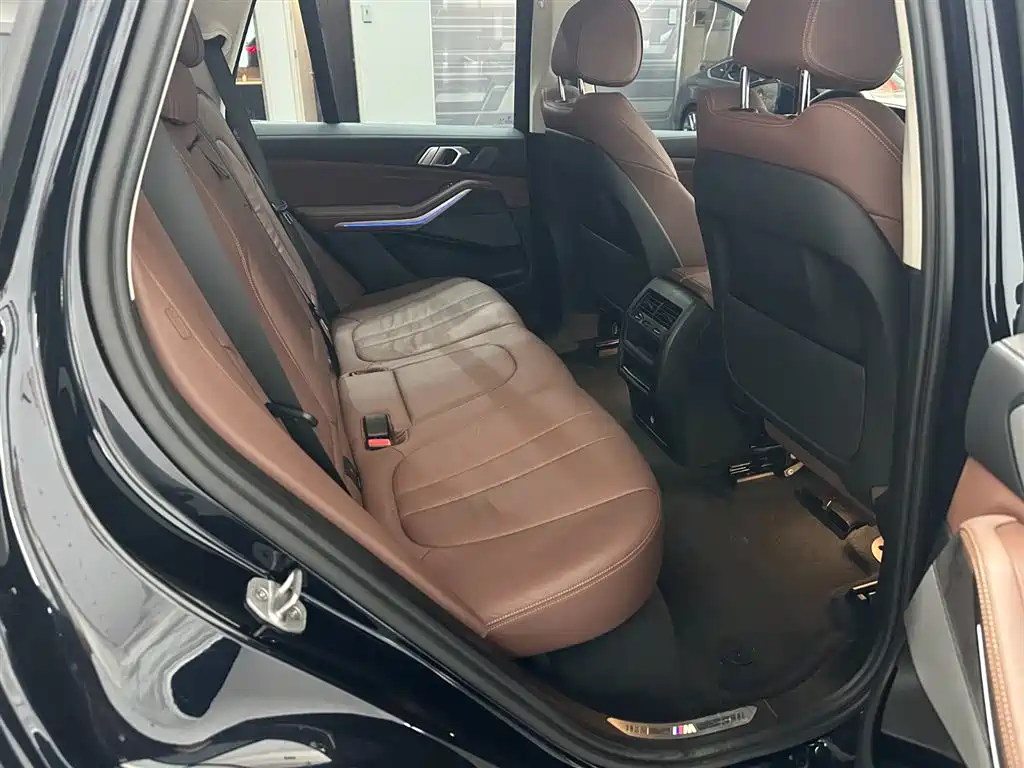 BMW X5 2021