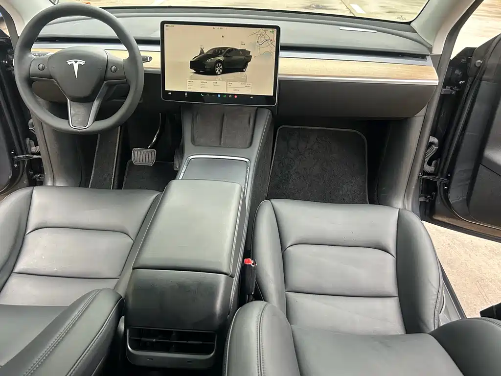 Tesla Model Y 2022 — фото 4