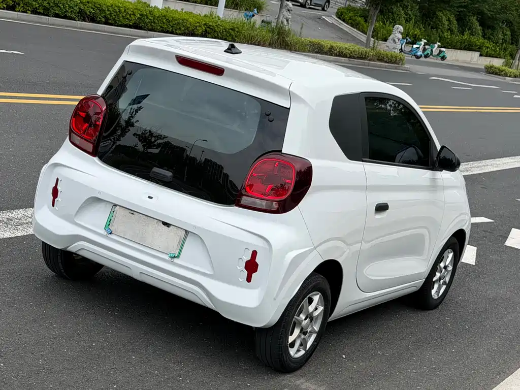 Roewe Clever 2022