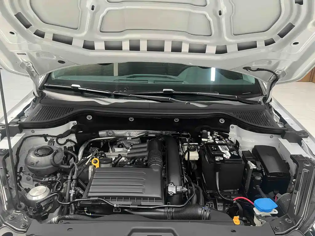 Skoda Karoq 2023 — фото 17