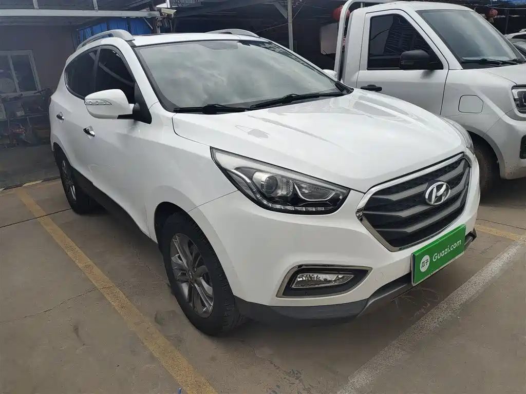 Hyundai ix35 2015 — фото 4