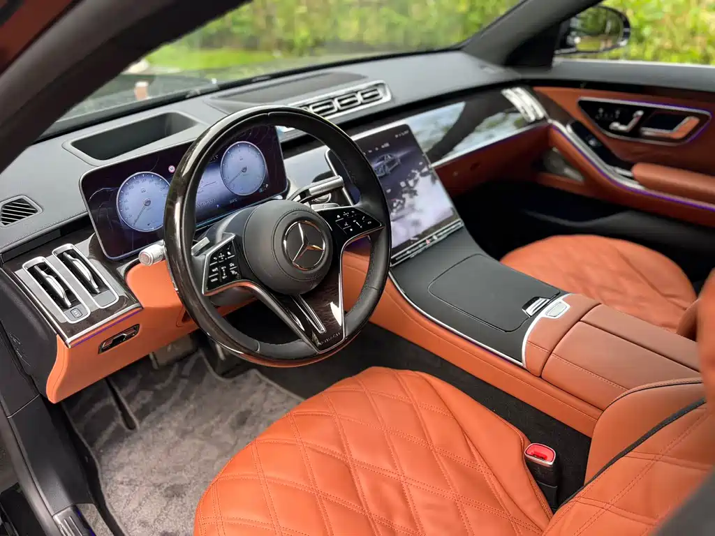 Mercedes-Benz S-Class 2025