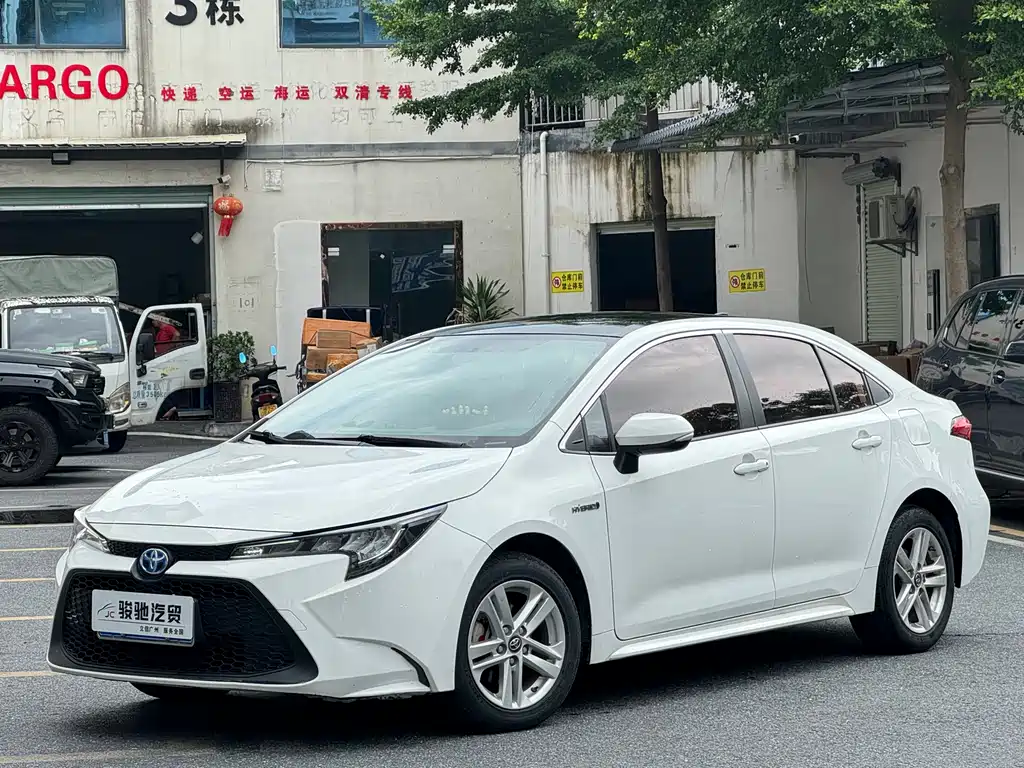 Toyota Levin 2021 — фото 1
