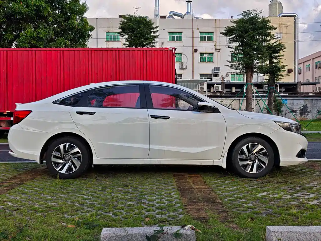 Honda Crider 2019