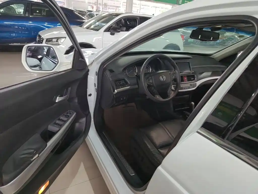 Honda Crosstour 2014 — фото 16