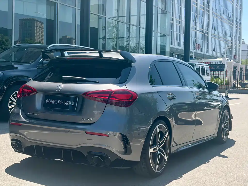 Mercedes-Benz A-Class AMG 2024 — фото 8