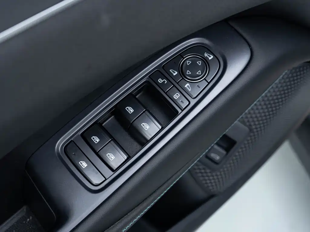 BYD Seal 06 2025 — фото 11