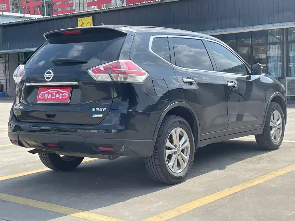 Nissan X-Trail 2017 — фото 9