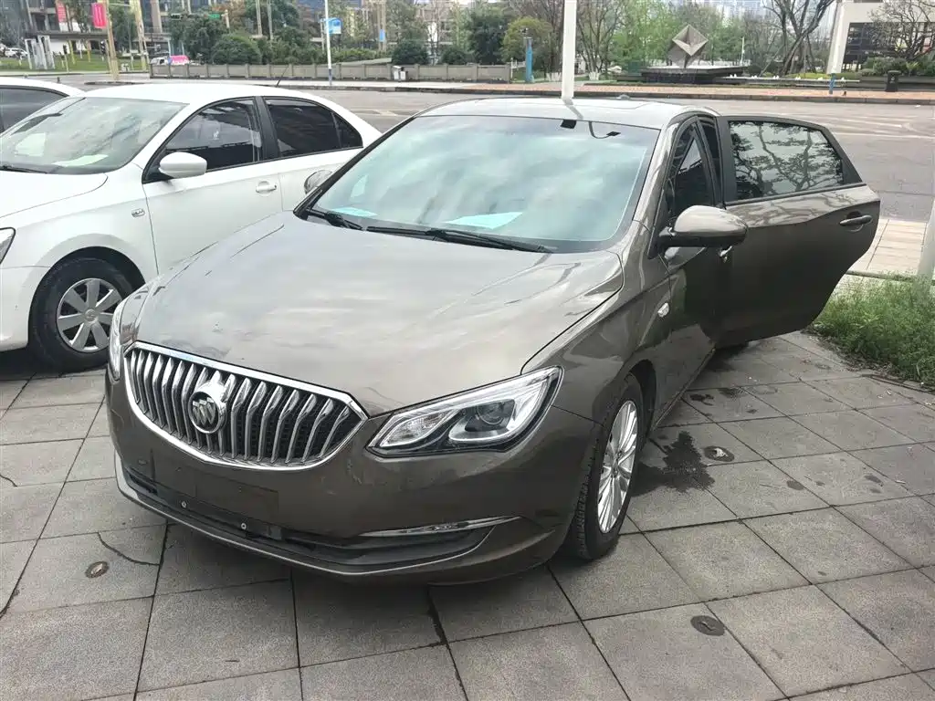 Buick Excelle 2015 — фото 2