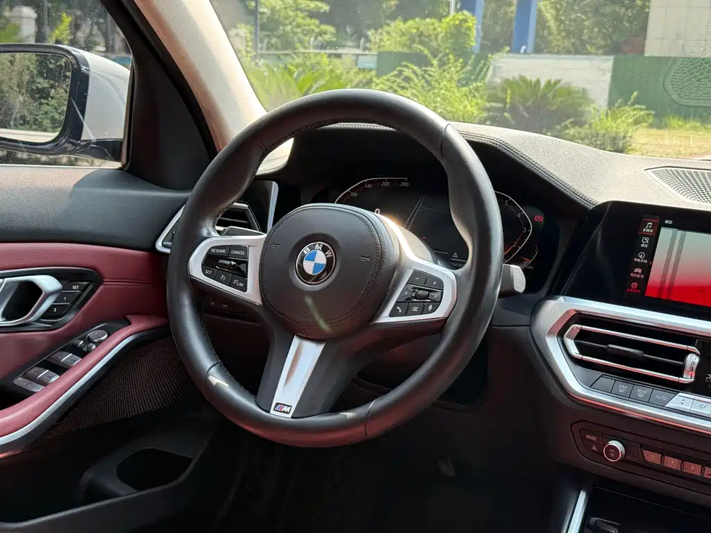 BMW 3 Series 2022 — фото 10