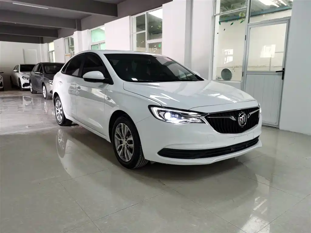 Buick Excelle 2019 — фото 22