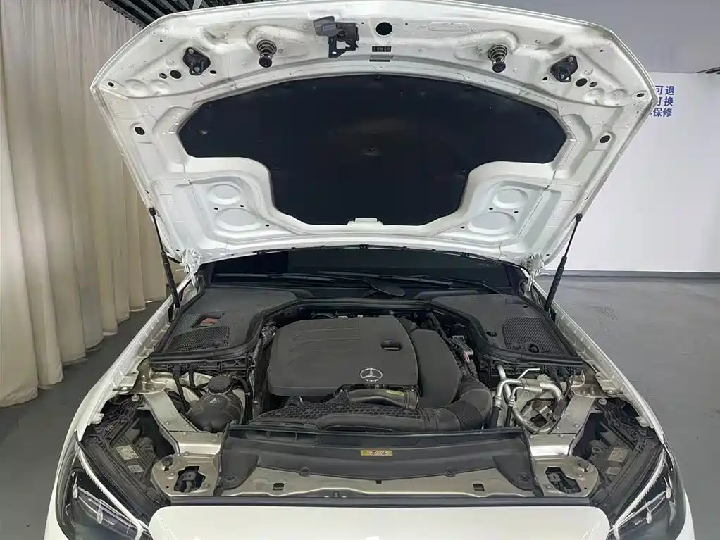 Mercedes-Benz E-Class 2023 — фото 11