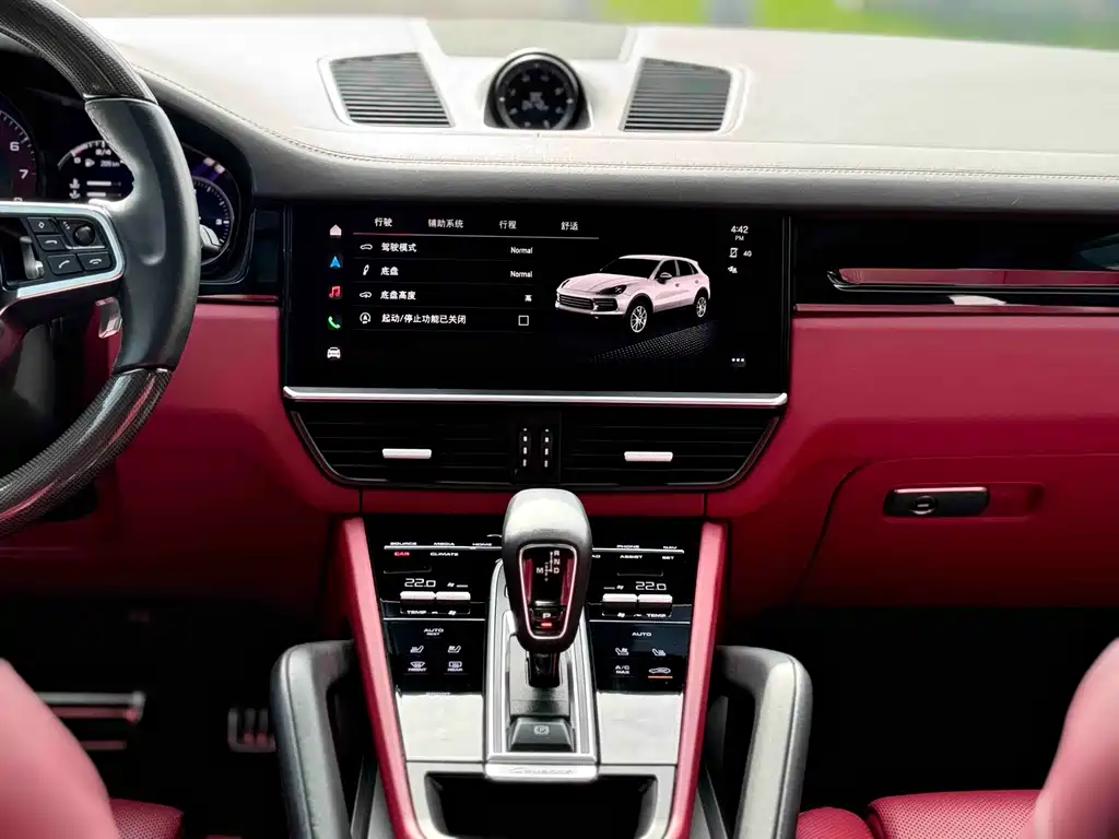 Porsche Cayenne 2023