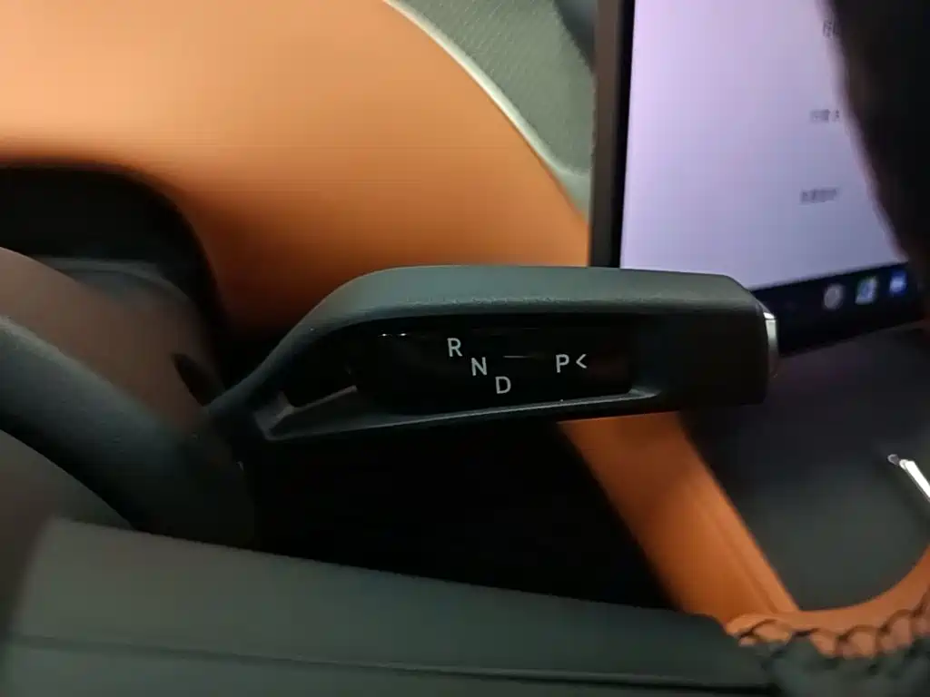 Xiaomi YU7 2025 — фото 14
