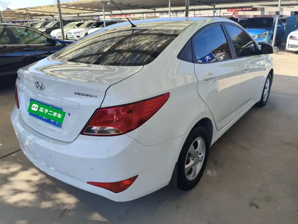 Hyundai Verna 2016 — фото 7
