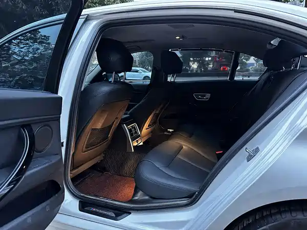 BMW 3 Series 2018