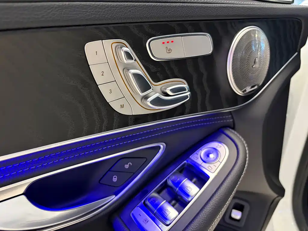 Mercedes-Benz C-Class 2020 — фото 11