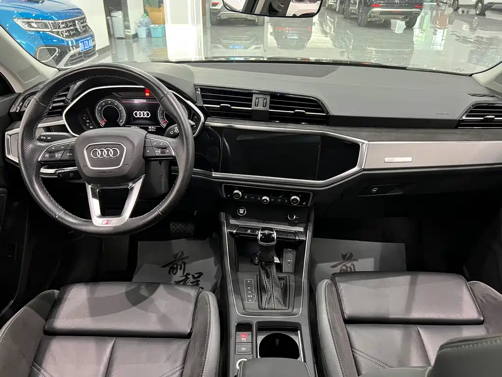 Audi Q3 Sportback 2023 — фото 43