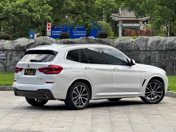 BMW X3 2021
