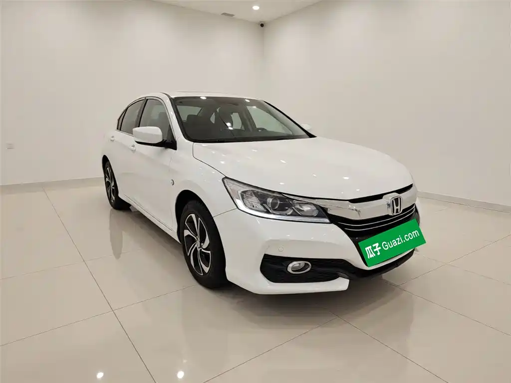 Honda Accord 2017 — фото 4