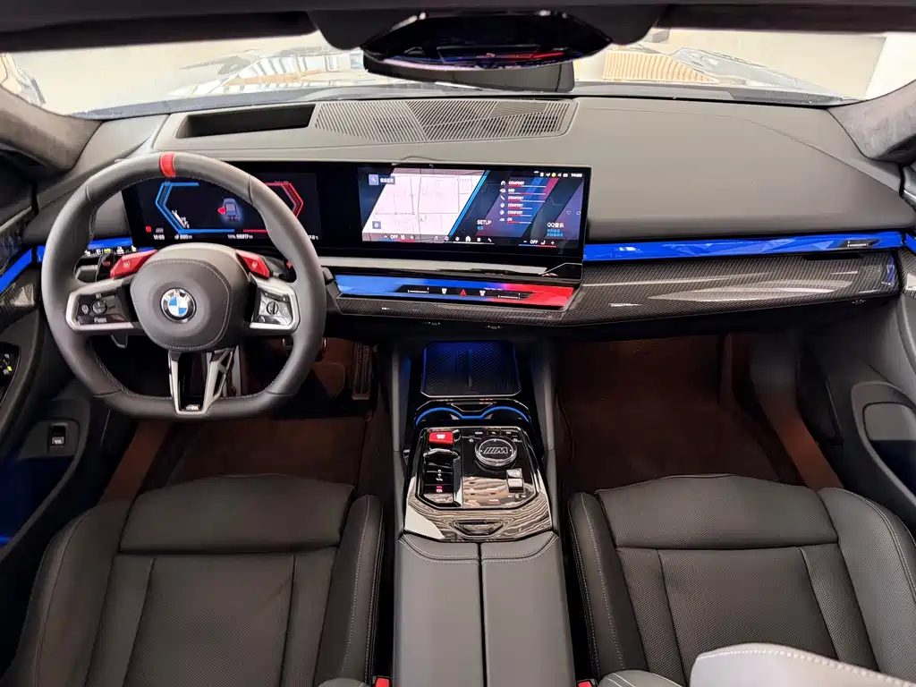BMW M5 New Energy 2026 — фото 17