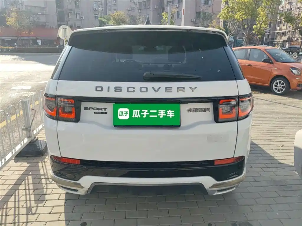 Land Rover Discovery Sport 2020 — фото 6