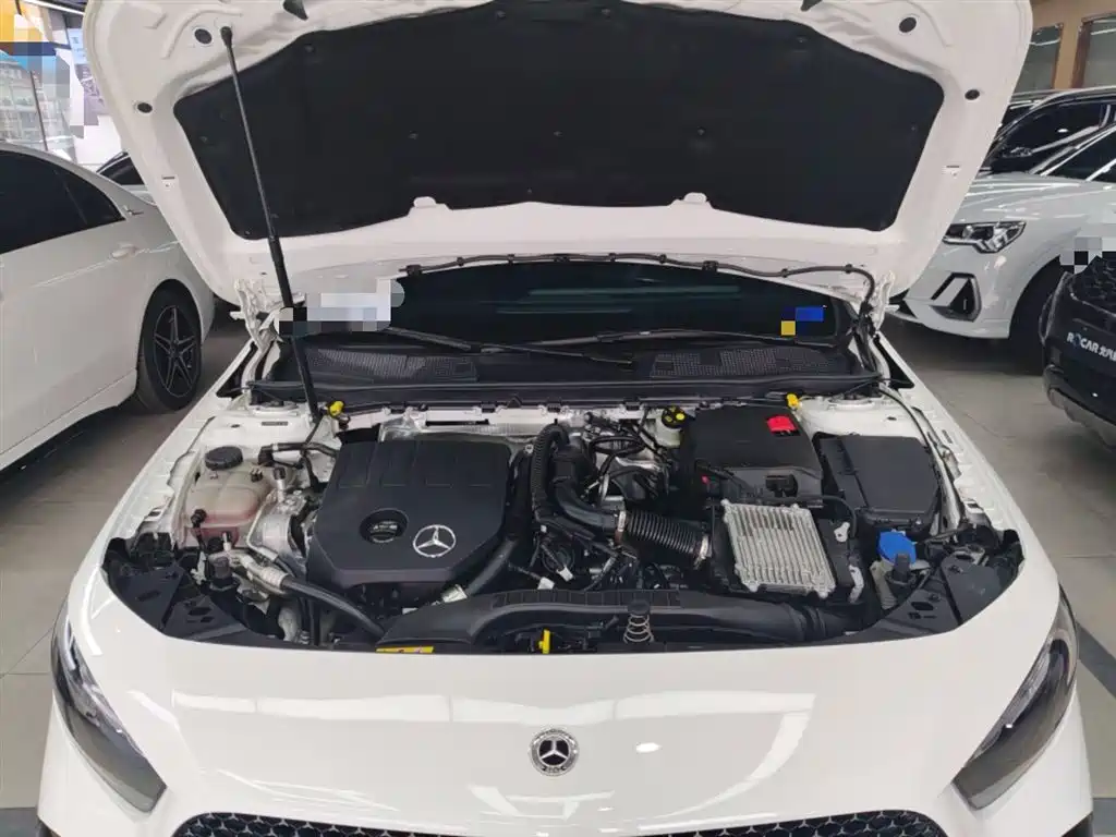 Mercedes-Benz A-Class 2023 — фото 20