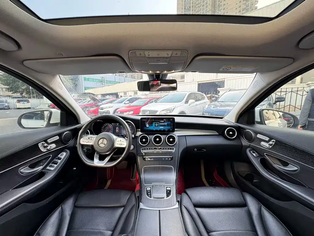 Mercedes-Benz C-Class 2021 — фото 17