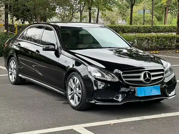Mercedes-Benz E-Class 2015