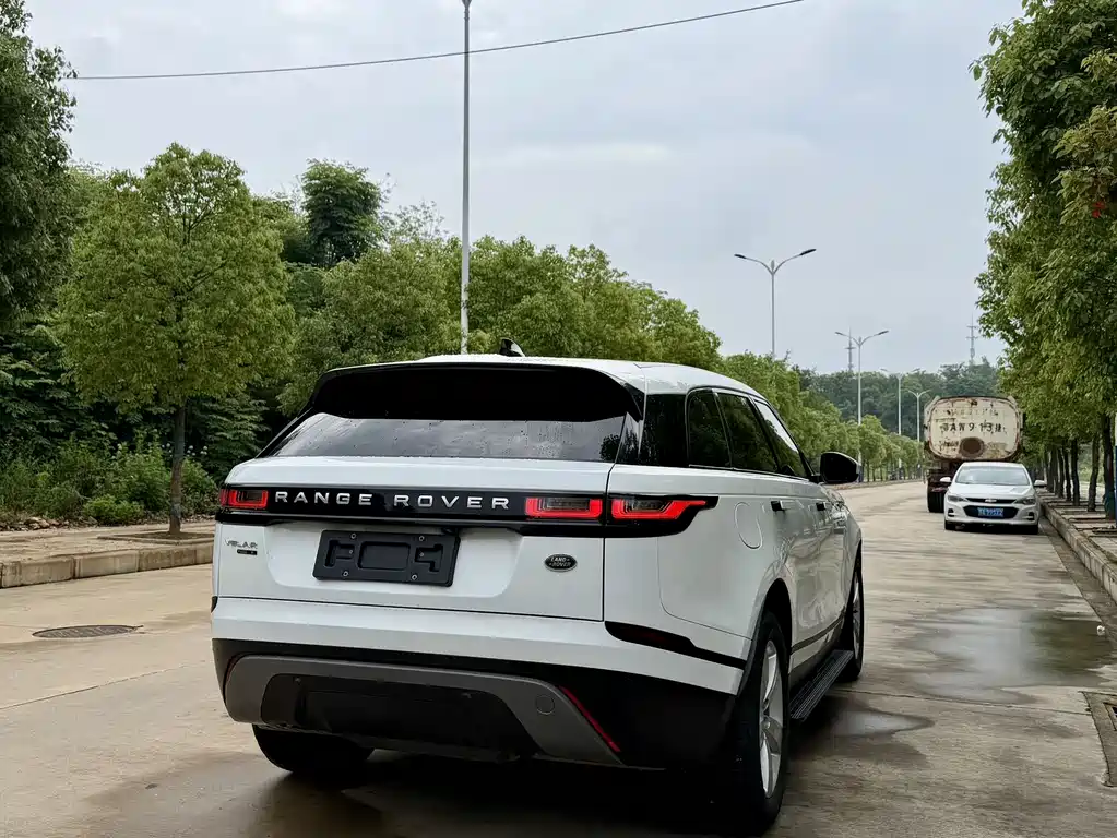 Land Rover Velar 2019 — фото 6