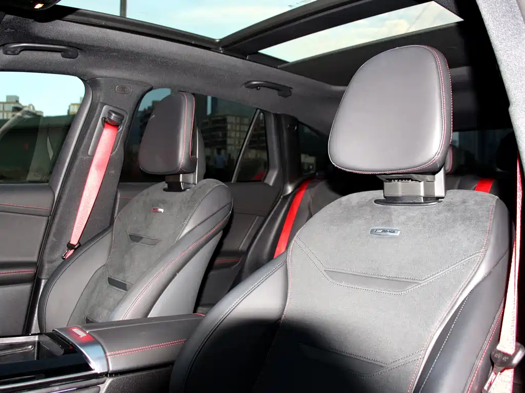Mercedes-Benz GLC AMG 2025 — фото 10