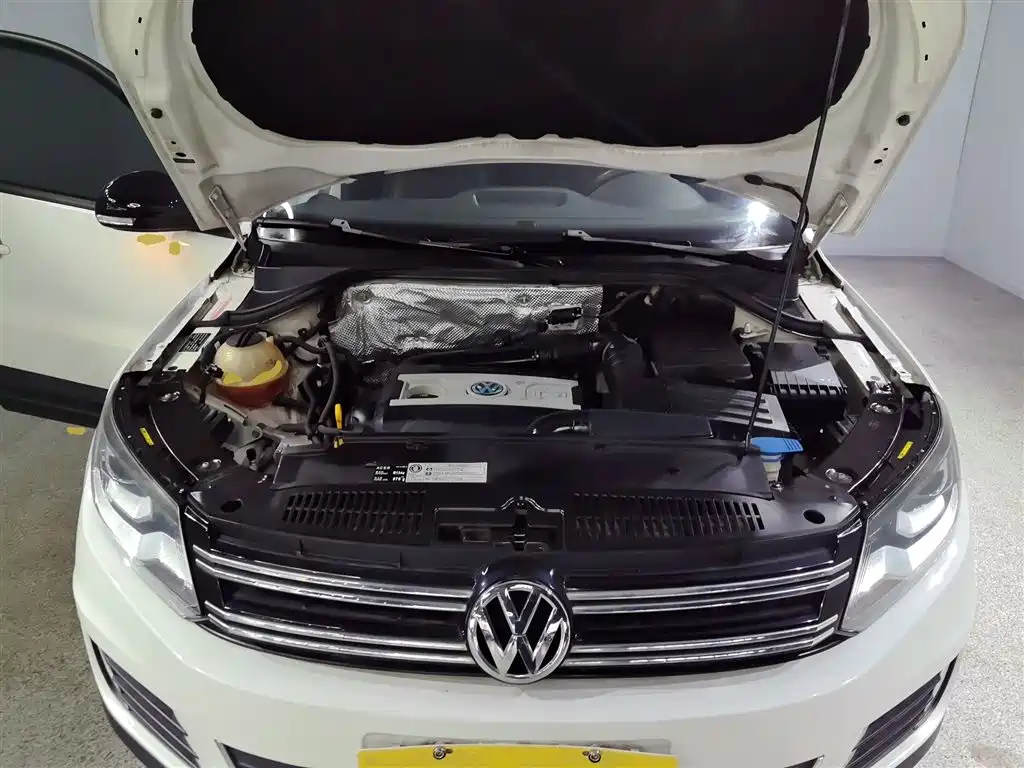 Volkswagen Tiguan 2017 — фото 16