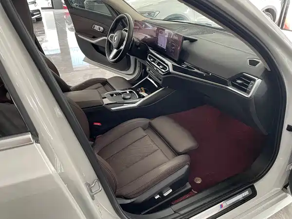 BMW 3 Series 2023