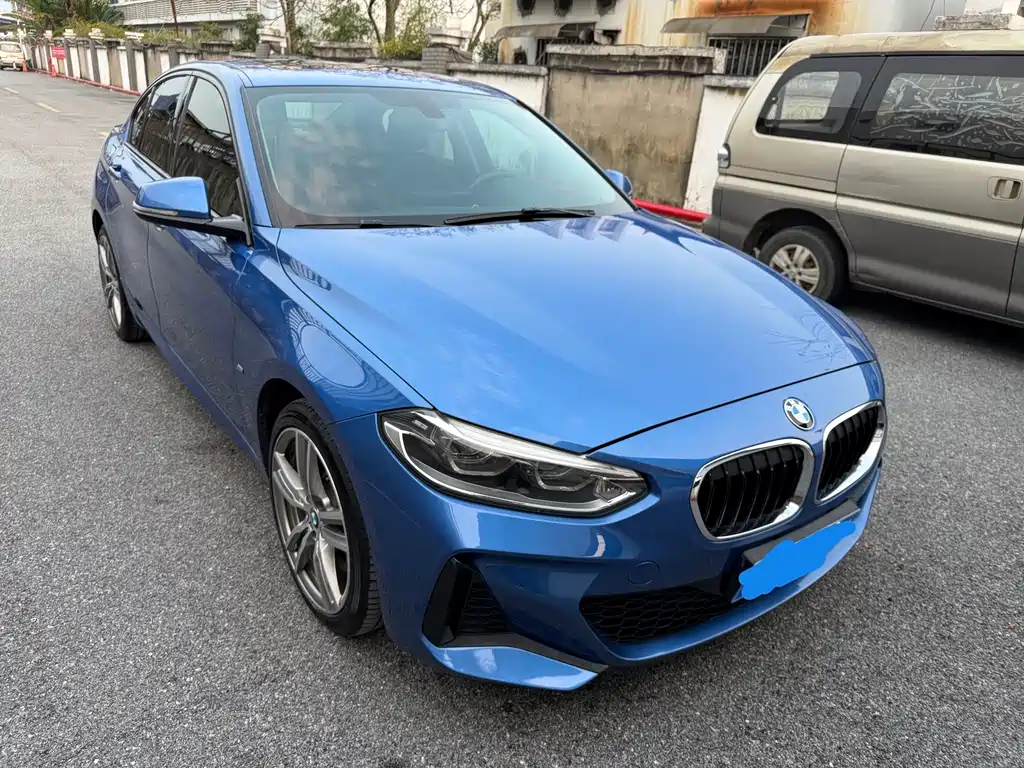 BMW 1 Series 2019 — фото 2