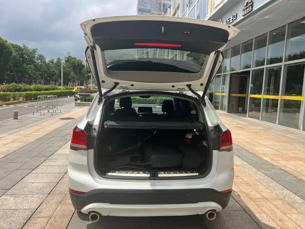 BMW X1 2021 — фото 13