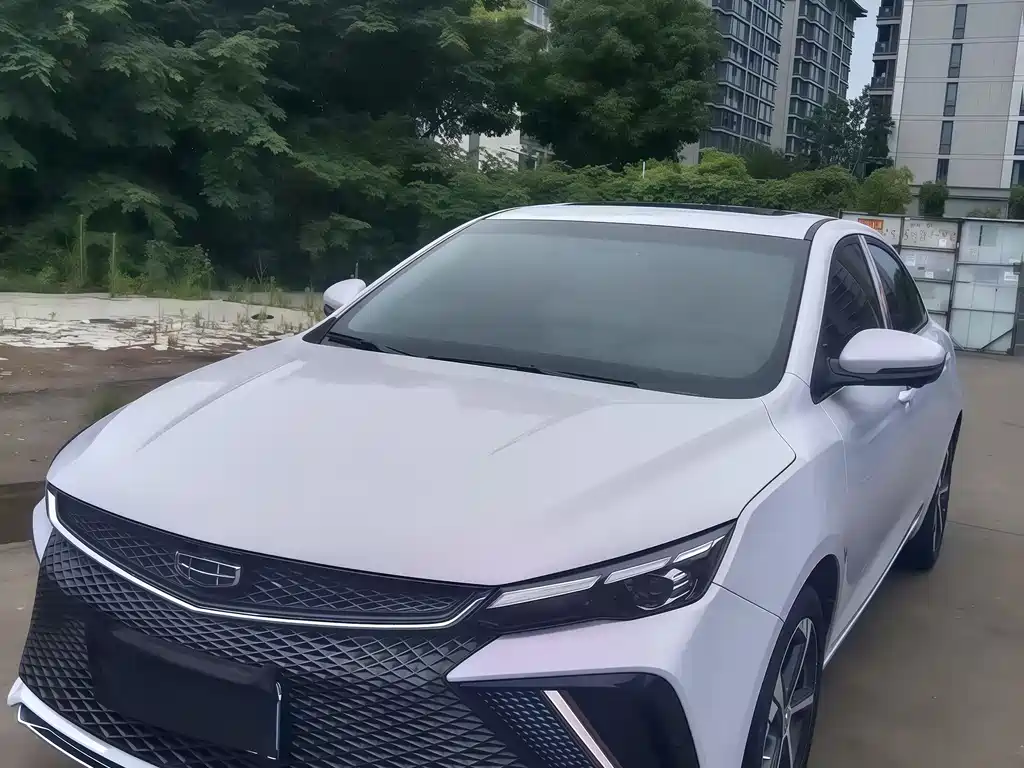 Geely Emgrand L 2022