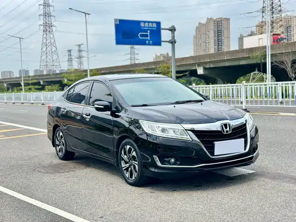 Honda Crider 2016