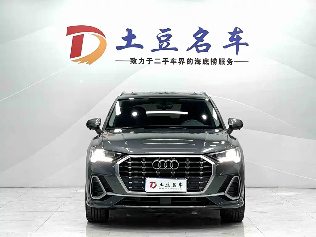 Audi Q3 2022 — фото 2